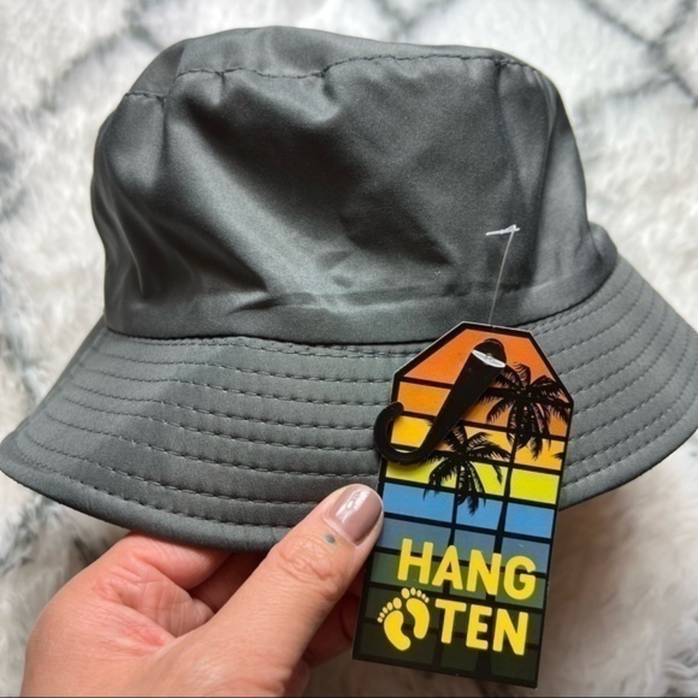 Hang Ten Bucket Hat